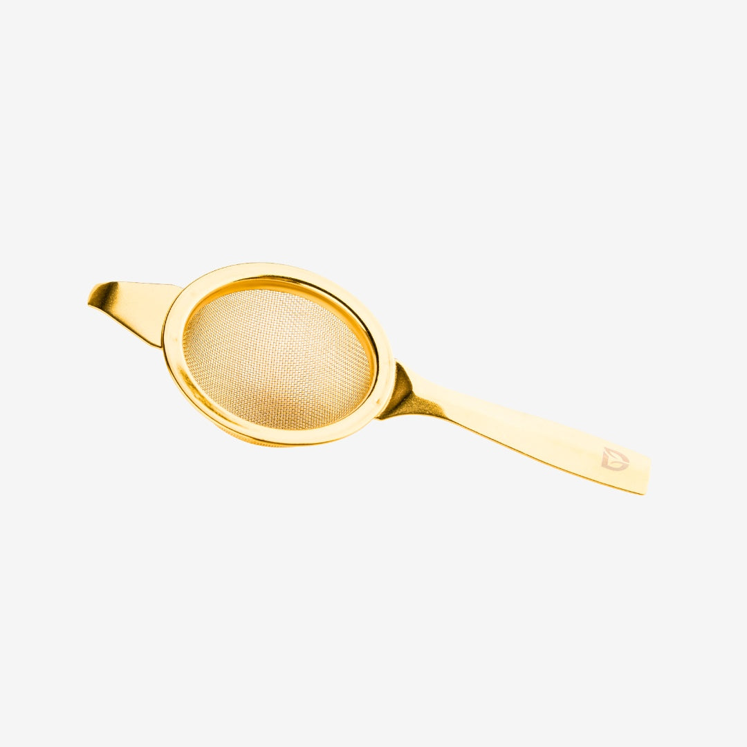 DAKYS Ritual Matcha Sifter made from golden stainless food grade steel. Perfect for smoother and better taste of Ceremonial Matcha. 