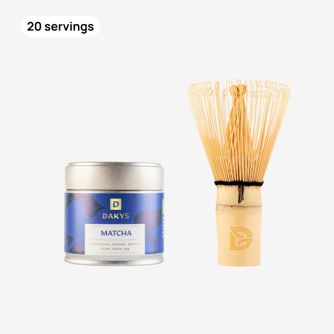 Dakys Performance Matcha – organic, ceremonial, directly from Japan. Hand crafted bamboo matcha whisk for creamy and high-quality preparation.